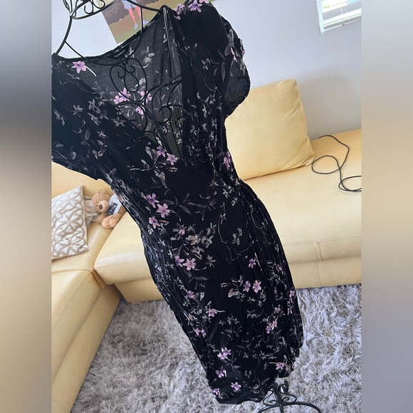 Express dress - Picture 5 of 7